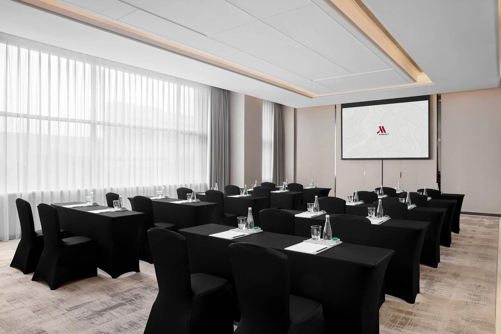 Shanghai Marriott Hotel Kangqiao Zewnętrze zdjęcie